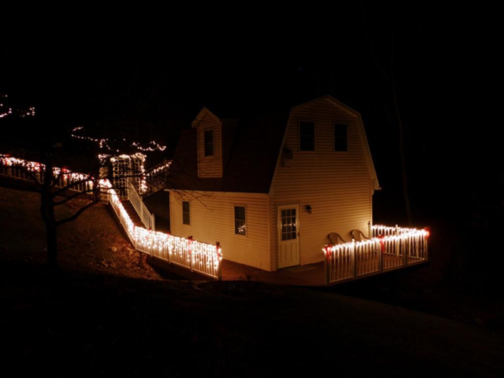 Marquette Trickling Waters Retreatヴィラ エクステリア 写真