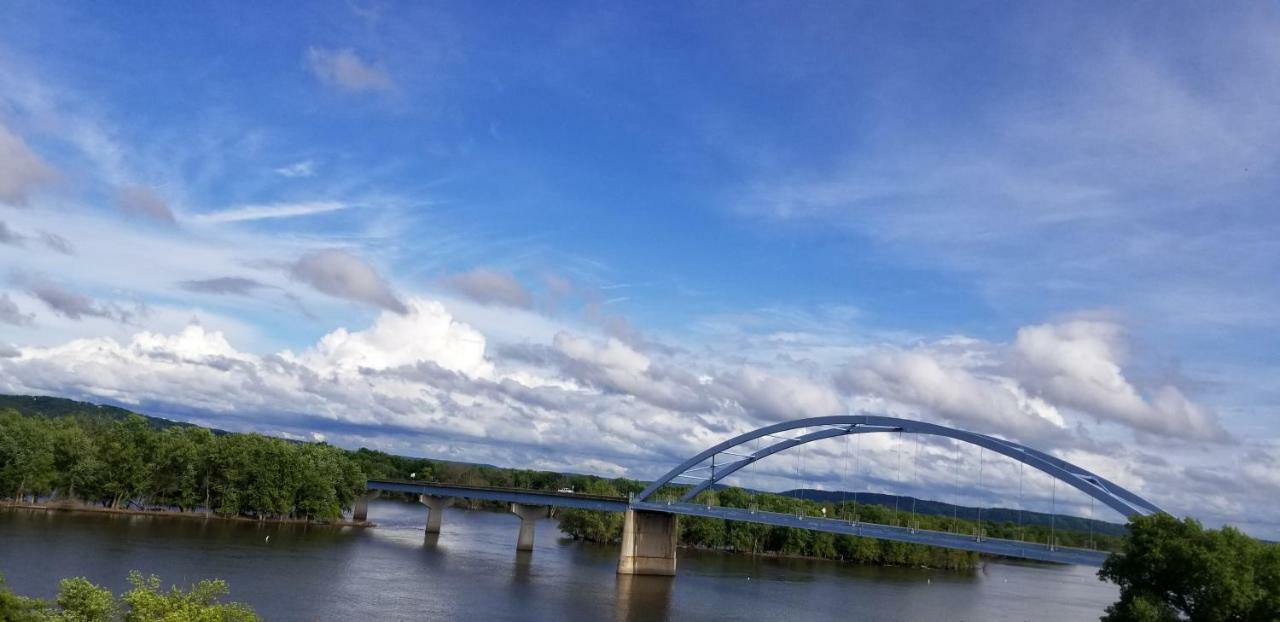 Marquette Trickling Waters Retreatヴィラ エクステリア 写真